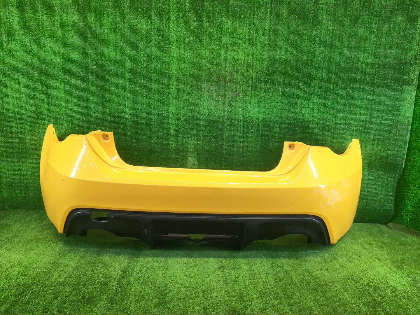 Бампер задний TOYOTA GT86 ZN6 2488 1 ракурс