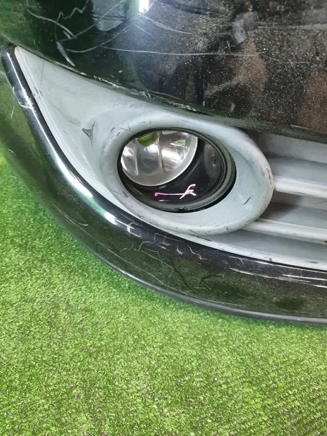 Бампер передний VOLKSWAGEN TOURAN 1T2 2572 3 ракурс