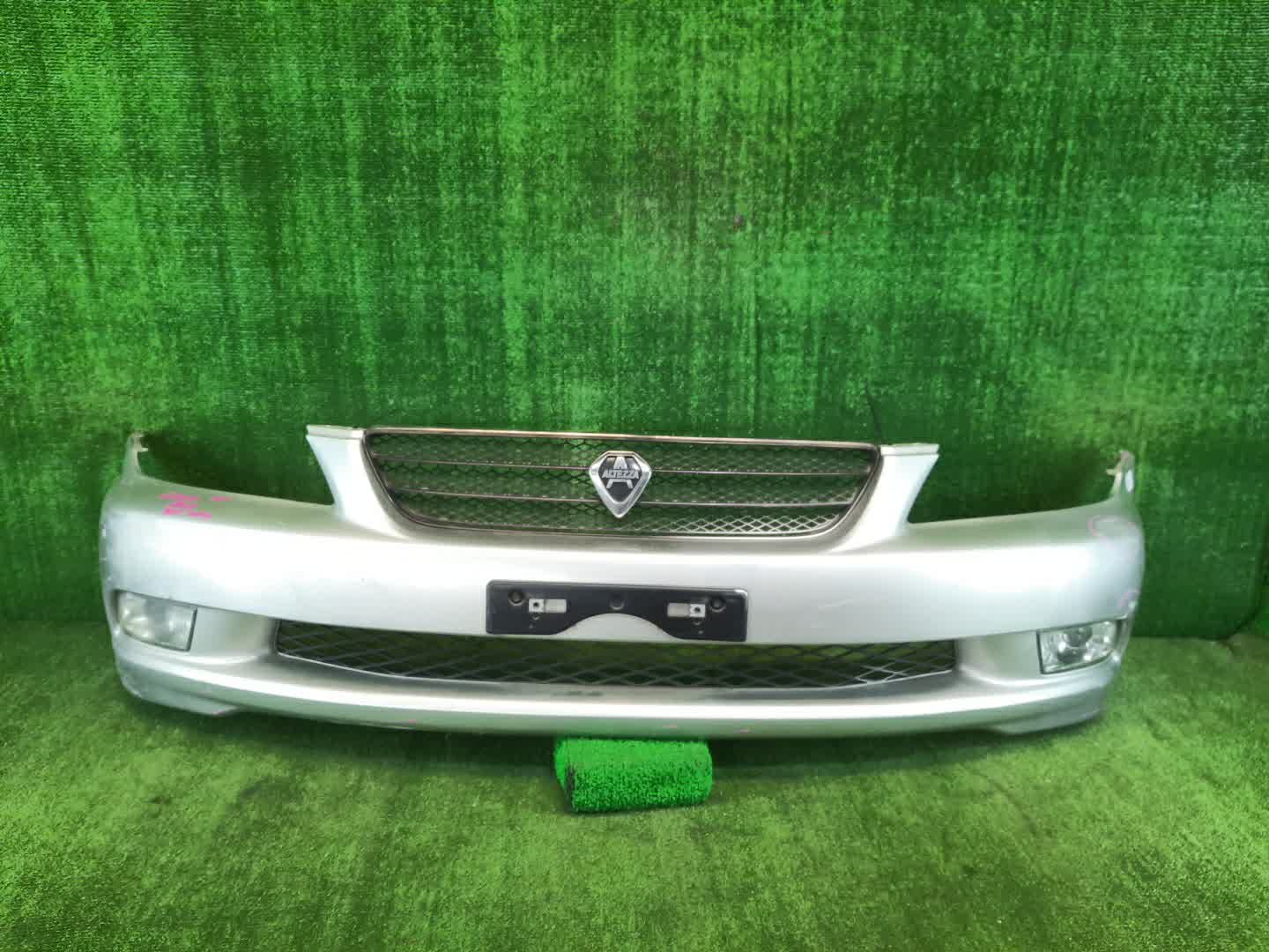 Бампер передний TOYOTA ALTEZZA, IS200, IS300 GXE10, SXE10, JCE10, JCE15 2718 1 ракурс
