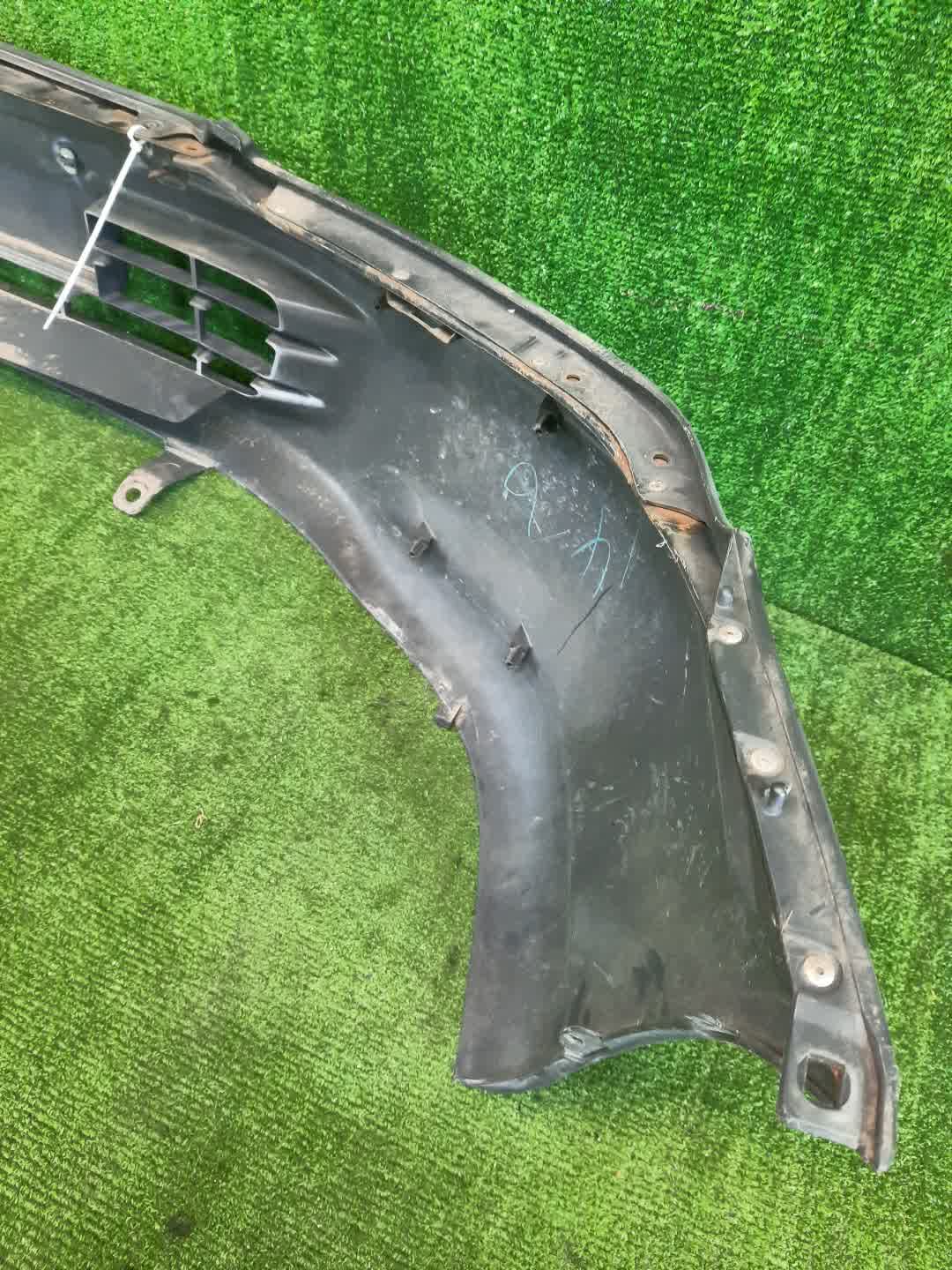 Бампер передний MITSUBISHI LANCER CEDIA, LANCER CS2A, CS5W, CS5A, CS3W, CS9W, CS9A, CS1A, CS2W, CS2V, CS3A, CS6A 3299 5 ракурс