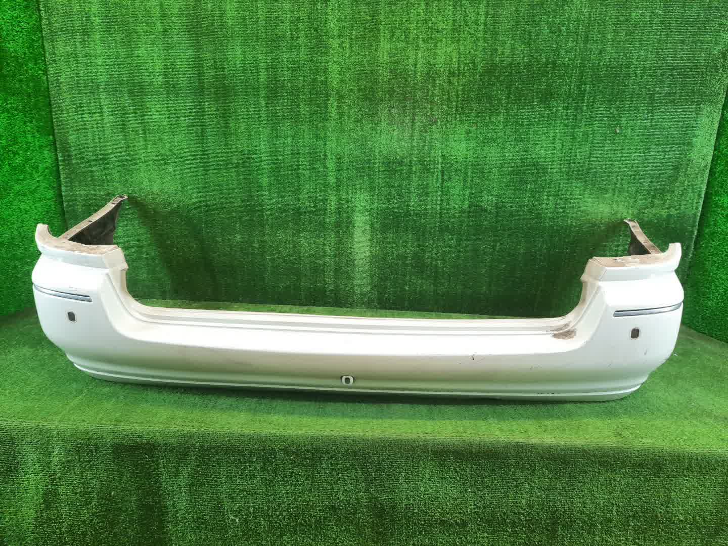 Бампер задний NISSAN PRESAGE U30, NU30, TU30, TNU30, HU30, VNU30, VU30 3481 1 ракурс