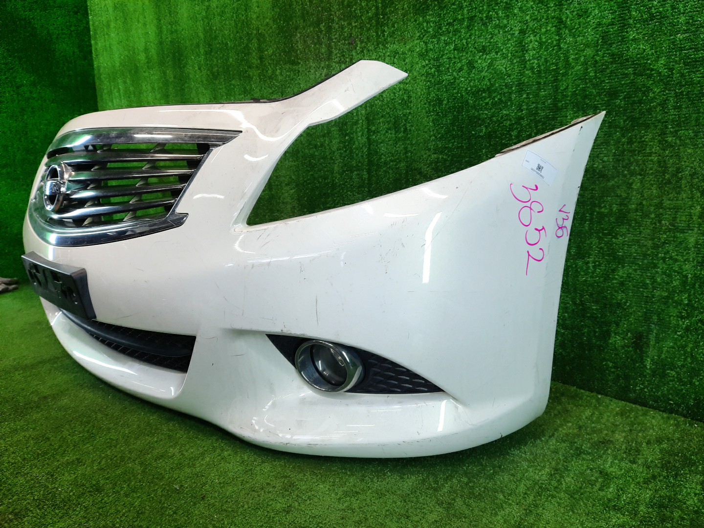Бампер передний NISSAN SKYLINE V36 3852 2 ракурс