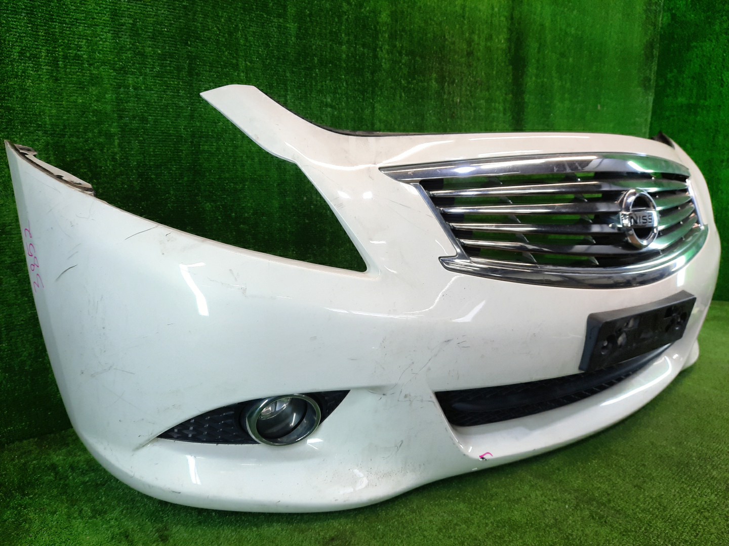 Бампер передний NISSAN SKYLINE V36 3852 3 ракурс