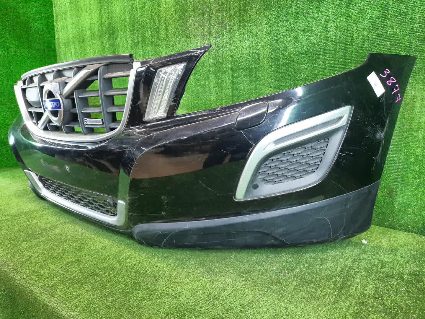 Бампер передний VOLVO XC60 DZ44, DZ47, DZ80, DZ99, DZ40, DZ, DZ31, DZ52, DZ69, DZ70, DZ71, DZ72, DZ82, DZ83, DZ87, DZ88, DZ95, DZ90, DZ98 3877 2 ракурс
