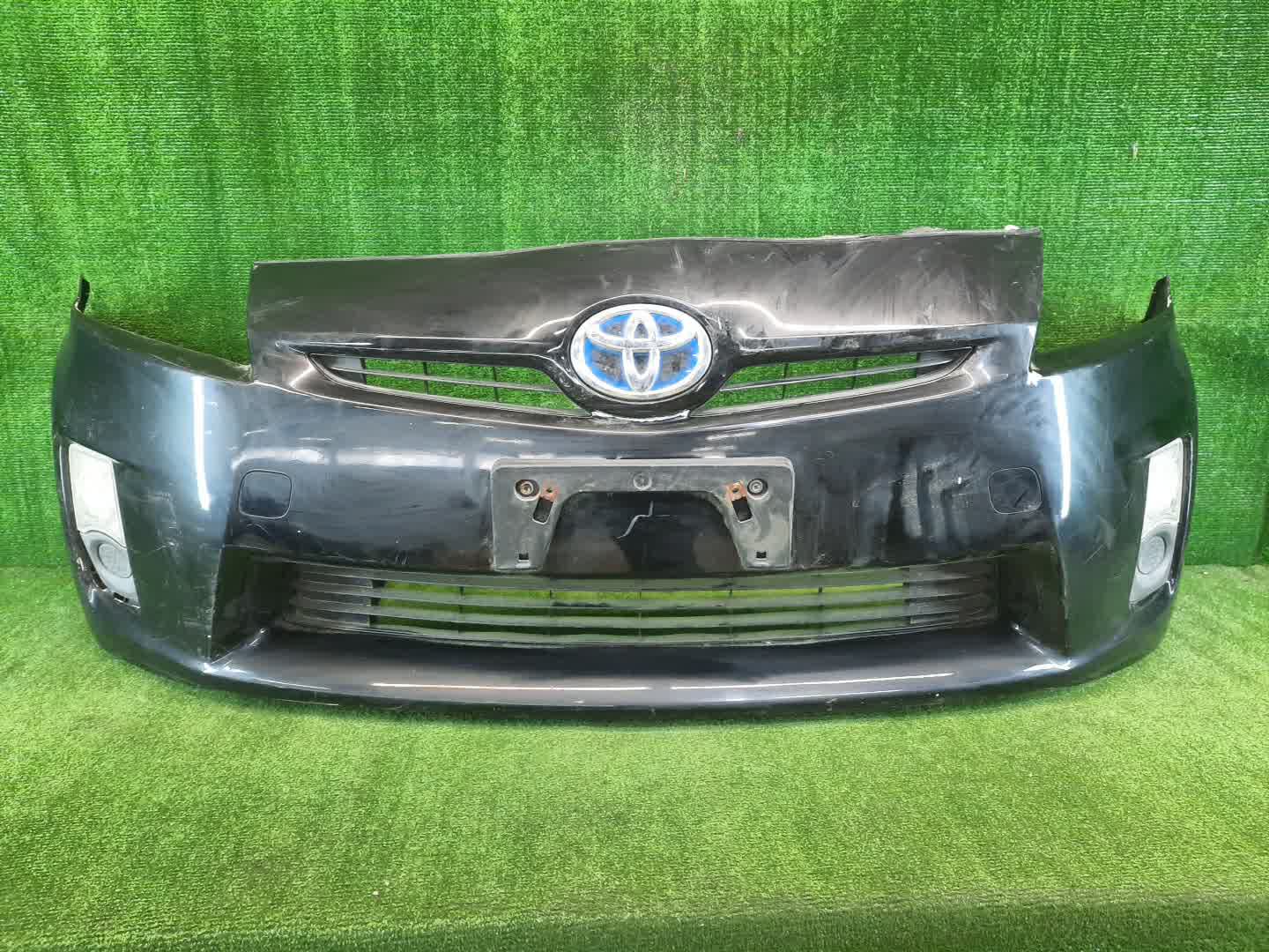 Бампер передний TOYOTA PRIUS ZVW30 3914 1 ракурс