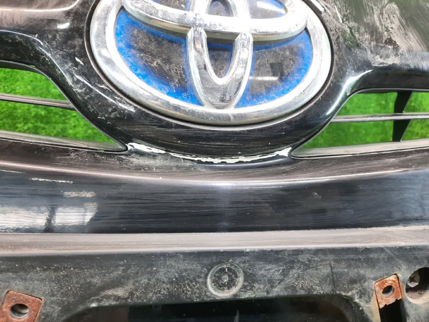 Бампер передний TOYOTA PRIUS ZVW30 3914 4 ракурс