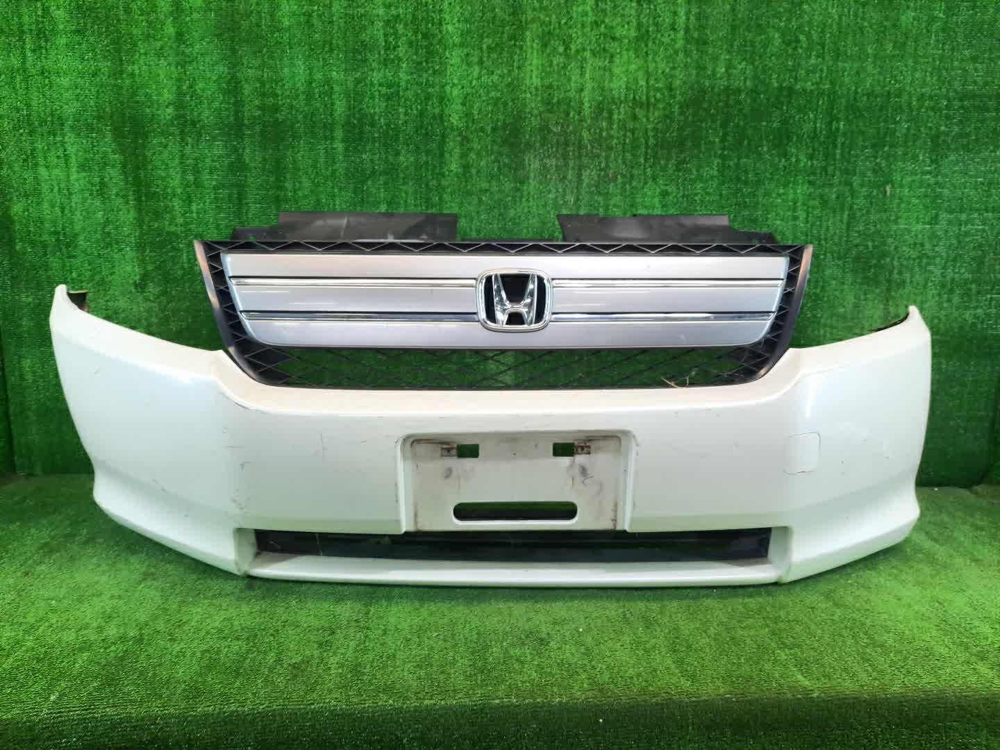 Бампер передний HONDA MOBILIO SPIKE GK1, GK2 4104 1 ракурс