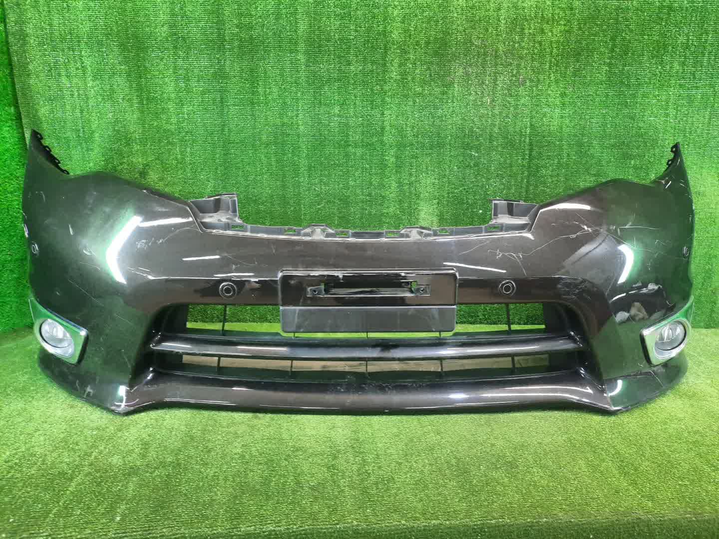 Бампер передний NISSAN SERENA C26 4164 1 ракурс