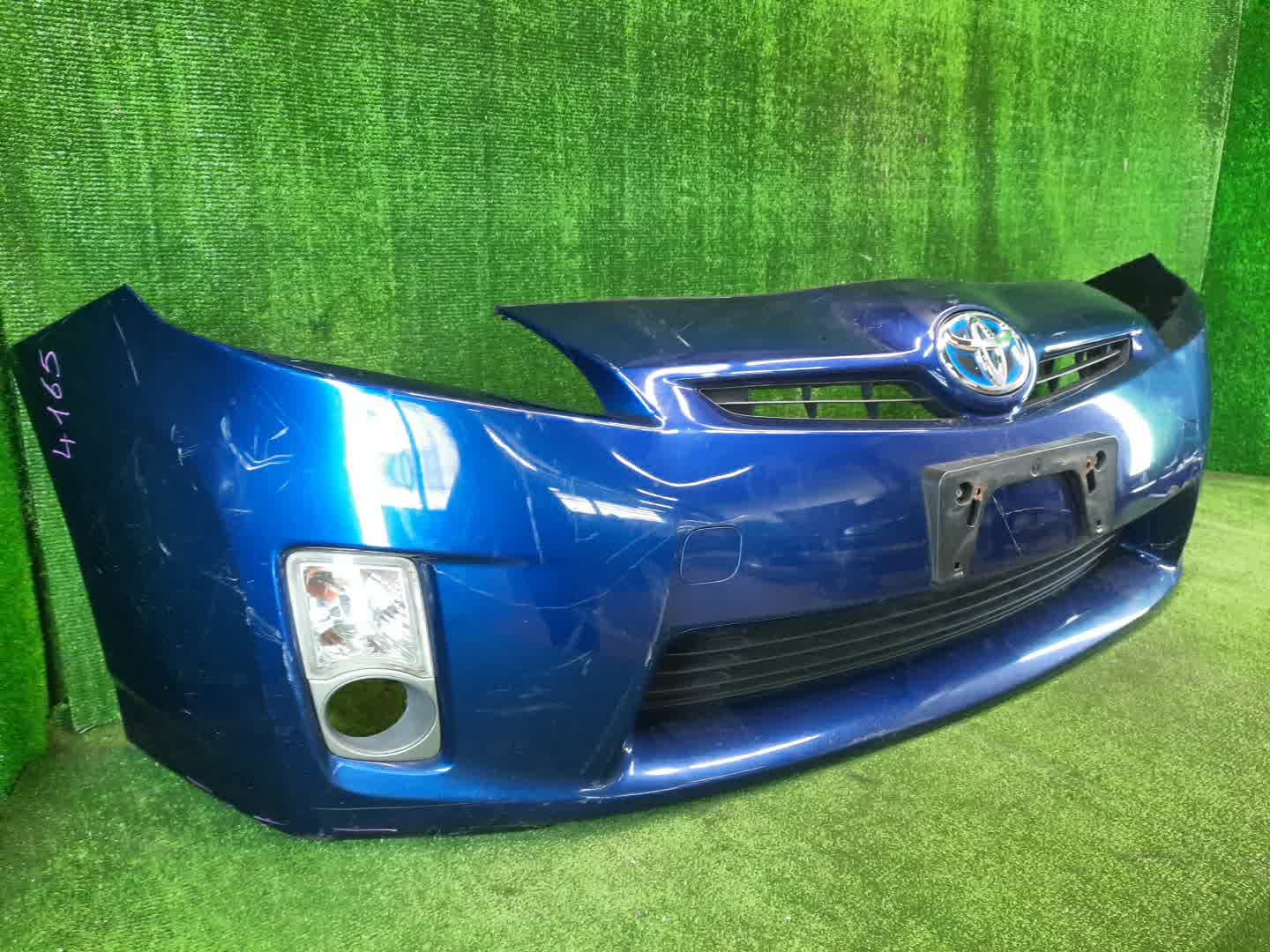 Бампер передний TOYOTA PRIUS ZVW30 4165 3 ракурс
