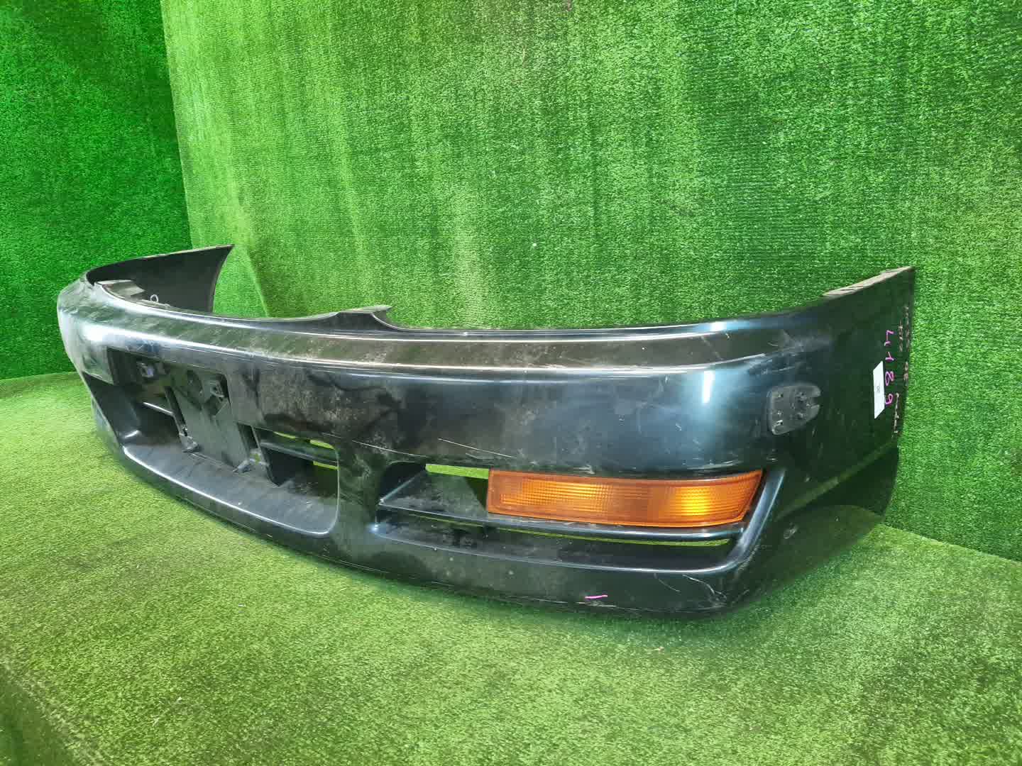 Бампер передний NISSAN LAUREL HC35, GNC35, GC35 4189 2 ракурс