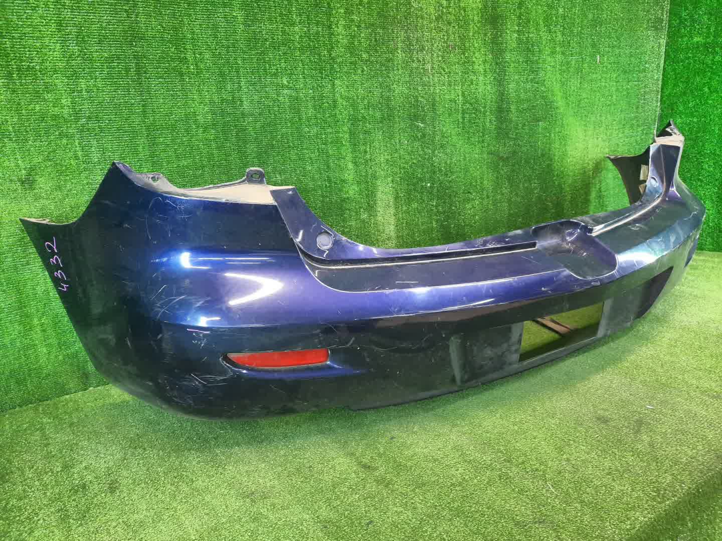 Бампер задний MAZDA AXELA, MAZDA 3, 3 BK5P, BK3P, BKEP, BK WAGON 3 ракурс