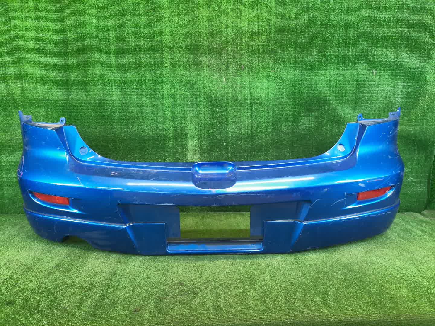 Бампер задний MAZDA AXELA, MAZDA 3, 3 BK5P, BK3P, BKEP, BK WAGON 1 ракурс