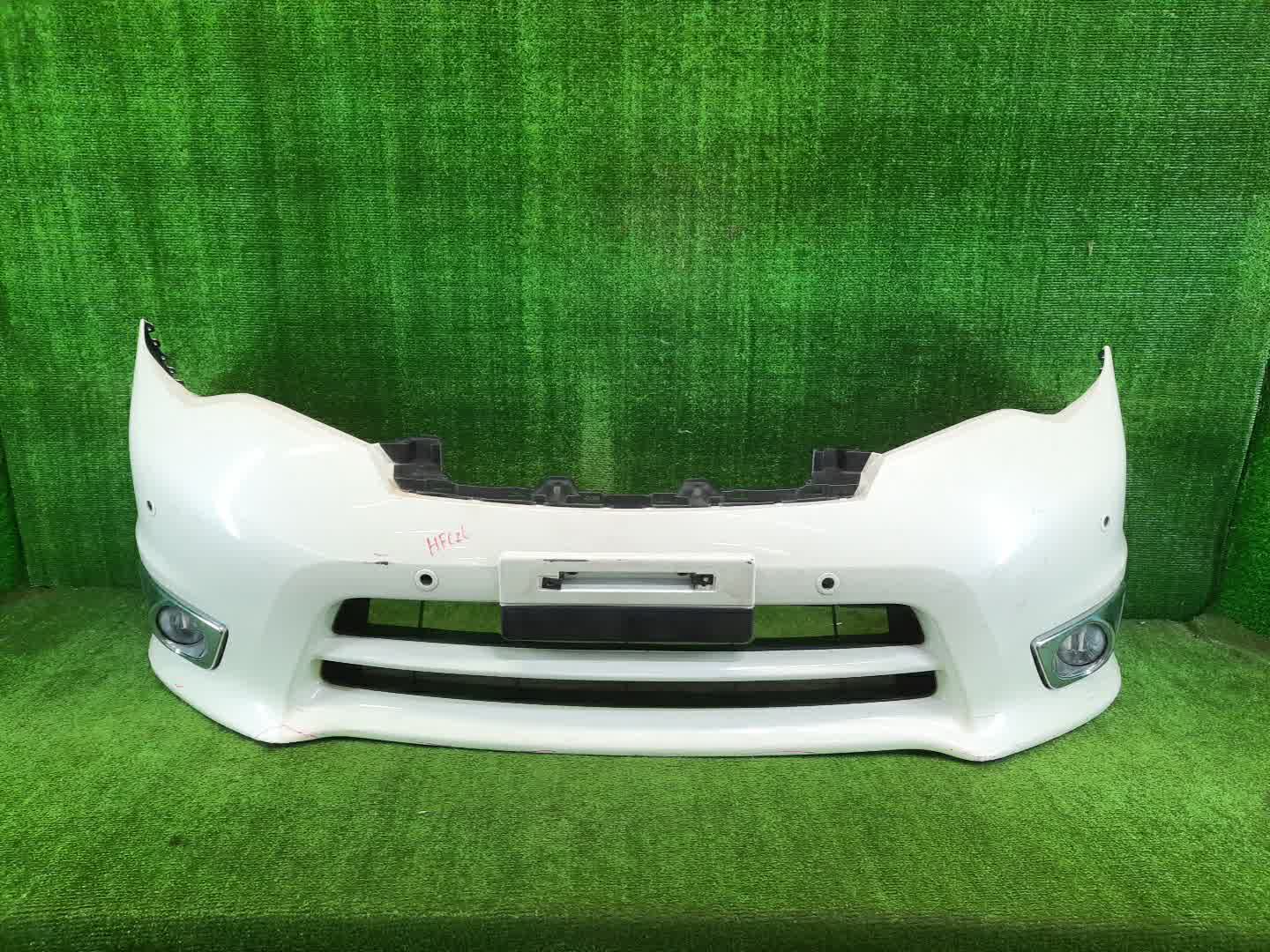 Бампер передний NISSAN SERENA C26 4445 1 ракурс