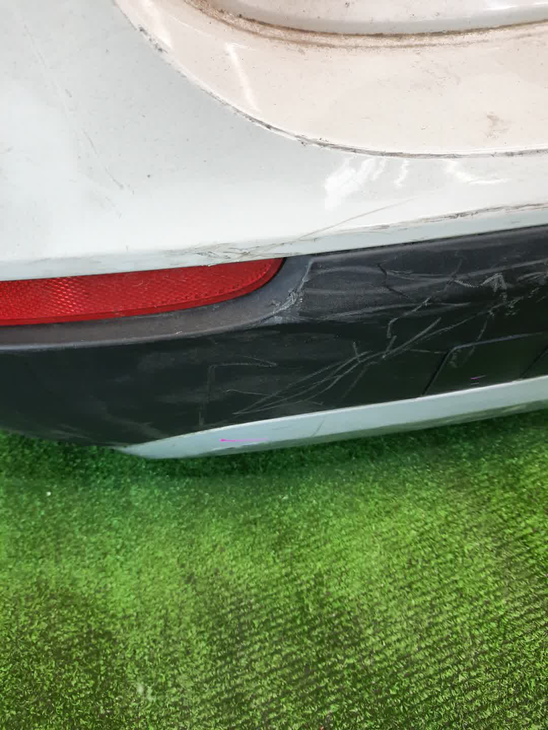 Бампер задний BMW X1 E84 4517 4 ракурс
