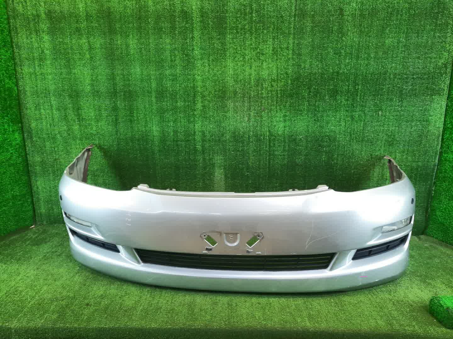 Бампер передний TOYOTA IPSUM ACM21W, ACM26W 4656 1 ракурс