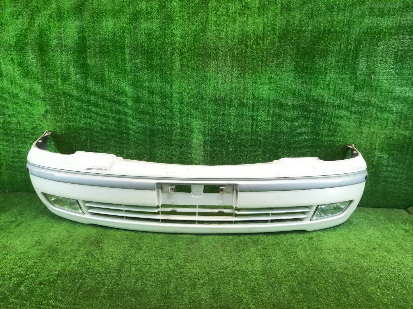 Бампер передний TOYOTA PROGRES JCG10, JCG11, JCG15 4767 1 ракурс