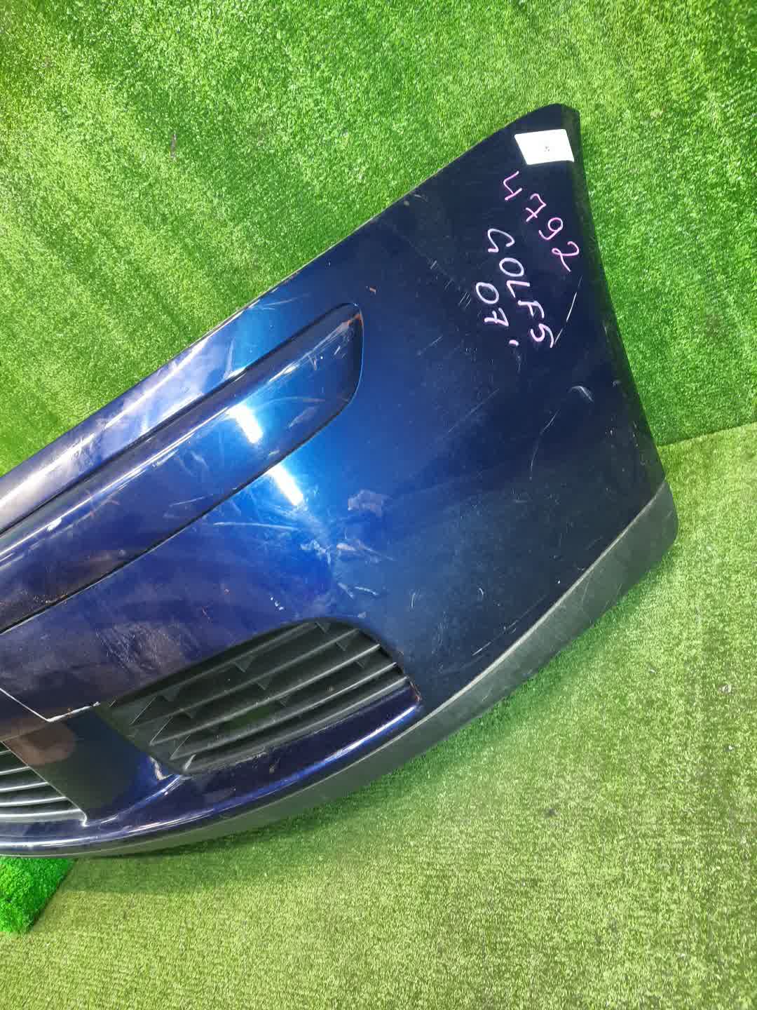 Бампер передний VOLKSWAGEN GOLF, JETTA MK5, 1K5, 1K1, A5, 1K2 4792 3 ракурс