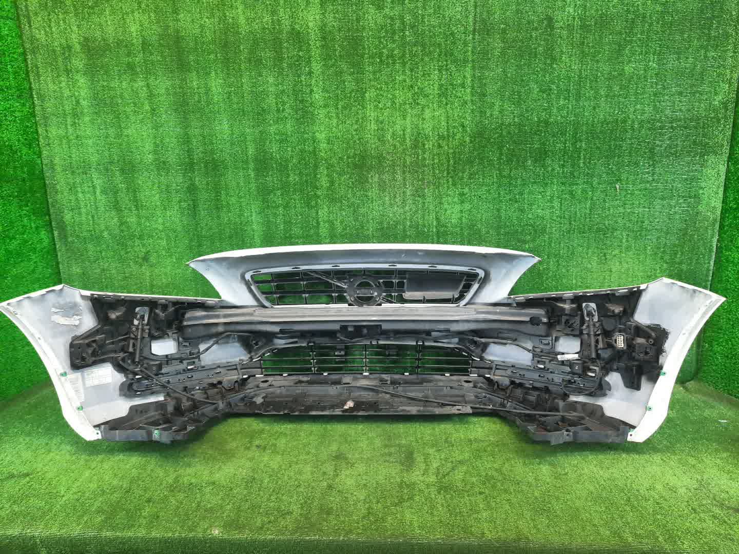 Бампер передний VOLVO V40 MZ63, MV, MV48 4866 3 ракурс