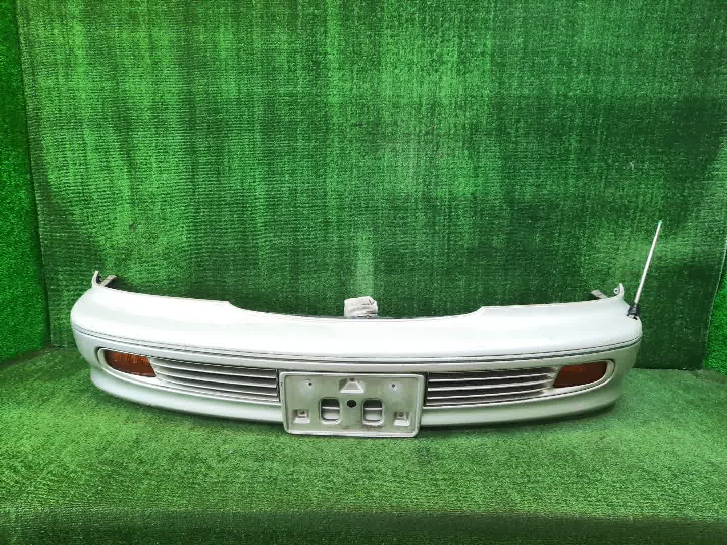 Бампер передний MITSUBISHI DEBONAIR S22A 5368 1 ракурс
