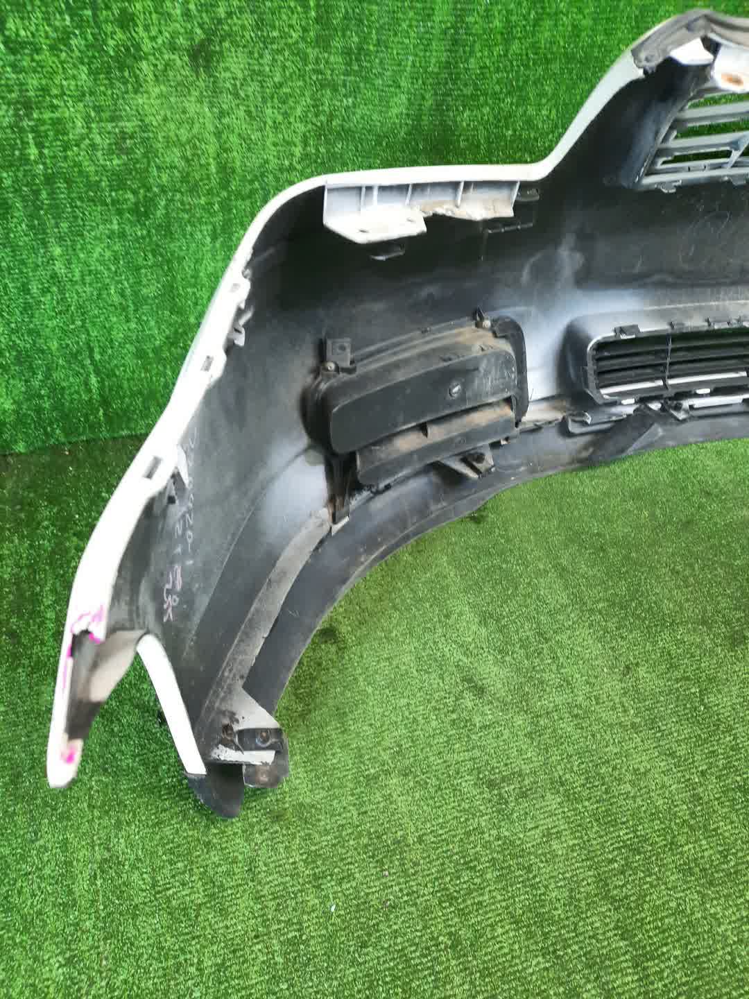Бампер передний TOYOTA AVENSIS ZZT251, AZT250, AZT255, AZT251 5425 5 ракурс
