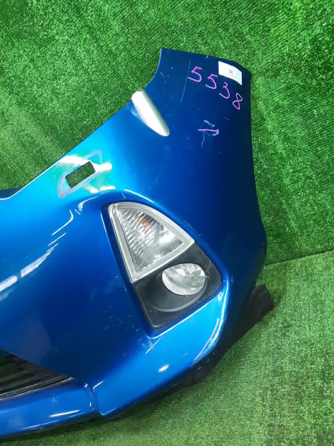 Бампер передний TOYOTA AQUA NHP10 5538 5 ракурс