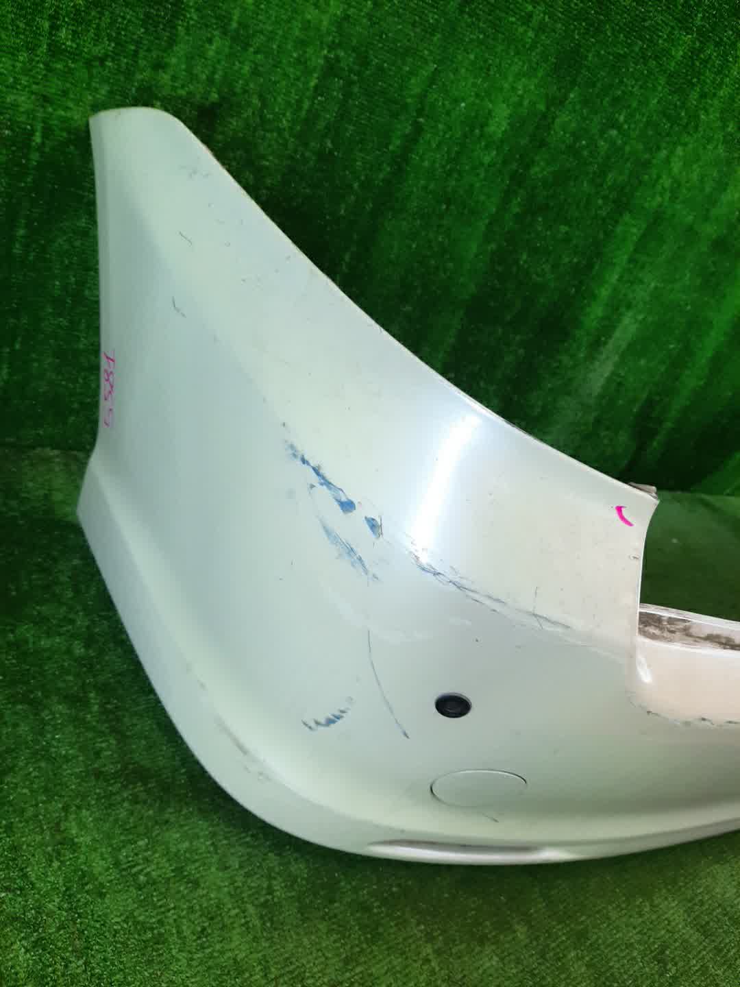 Бампер задний TOYOTA IPSUM ACM21W, ACM26W 5581 2 ракурс