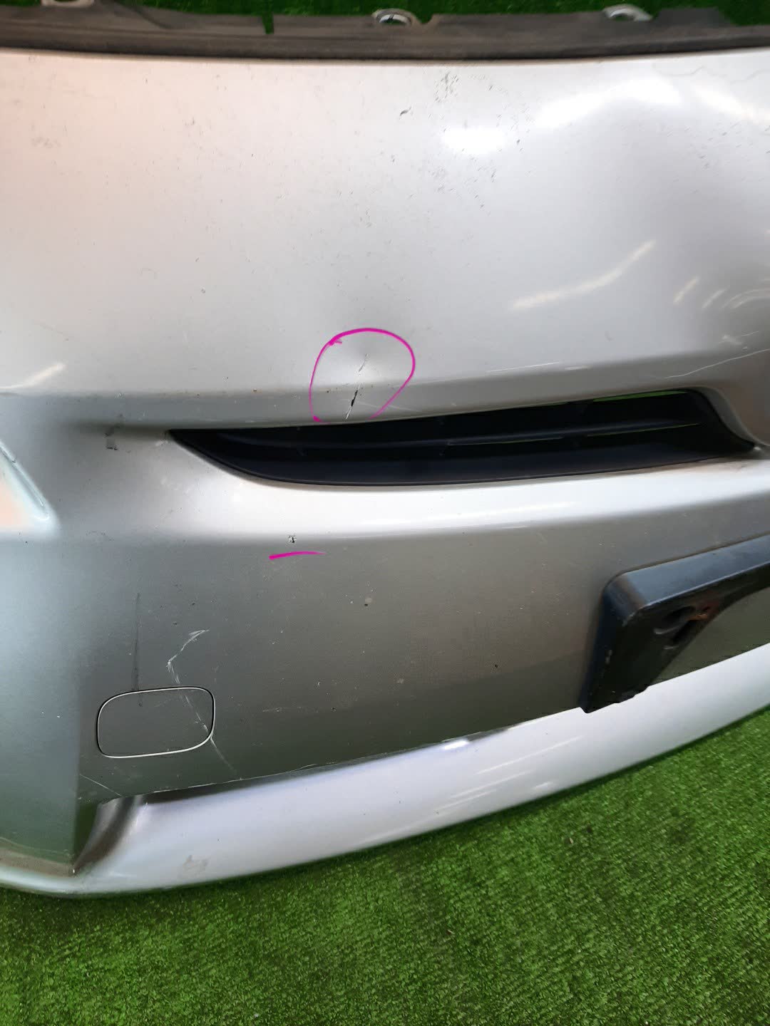 Бампер передний TOYOTA PRIUS ZVW30 5677 4 ракурс
