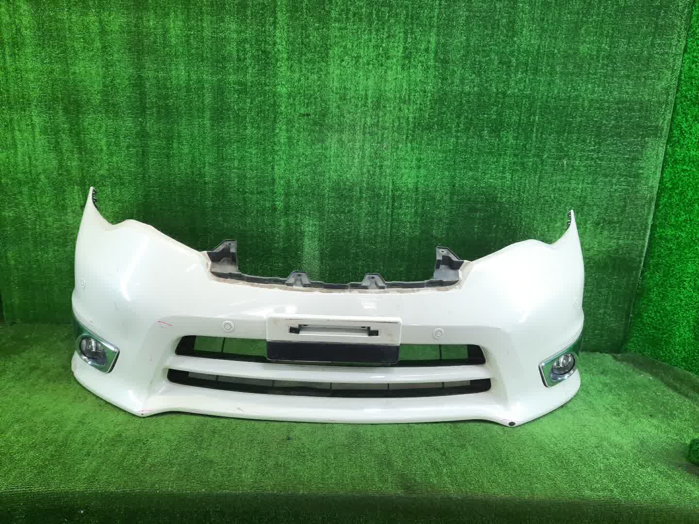 Бампер передний NISSAN SERENA C26 5717 1 ракурс