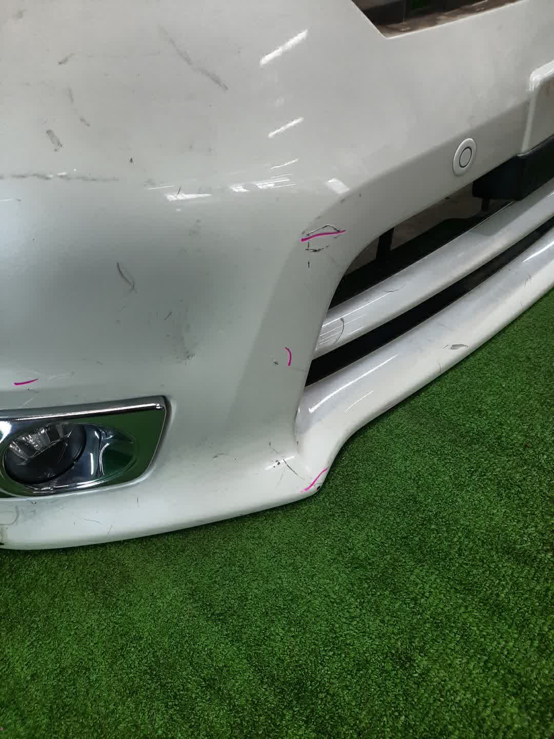Бампер передний NISSAN SERENA C26 5717 4 ракурс