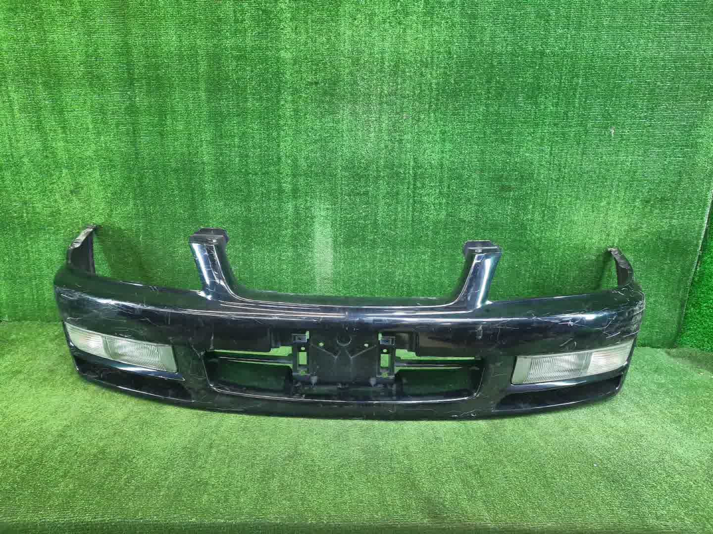 Бампер передний  NISSAN LAUREL HC35, GNC35, GC35 ,5747 1 ракурс