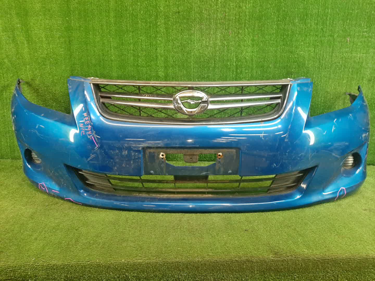Бампер передний TOYOTA COROLLA FIELDER, COROLLA AXIO ZRE144G, ZRE142G, NZE144G, NZE141G, NZE141, NZE144, ZRE142, ZRE144 5868 1 ракурс Бампер передний TOYOTA COROLLA FIELDER, COROLLA AXIO ZRE144G, ZRE142G, NZE144G, NZE141G, NZE141, NZE144, ZRE142, ZRE144 5868 1 ракурс
