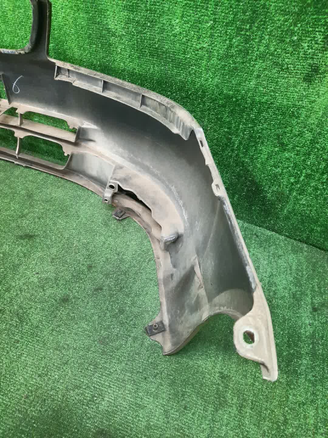 Бампер передний TOYOTA COROLLA, COROLLA FIELDER ZZE124, NZE121, NZE120, ZZE122, NZE124, CE121, NZE121G, ZZE123G, ZZE124G, ZZE122G, NZE124G 6332 5 ракурс Бампер передний TOYOTA COROLLA, COROLLA FIELDER ZZE124, NZE121, NZE120, ZZE122, NZE124, CE121, NZE121G, ZZE123G, ZZE124G, ZZE122G, NZE124G 6332 5 ракурс