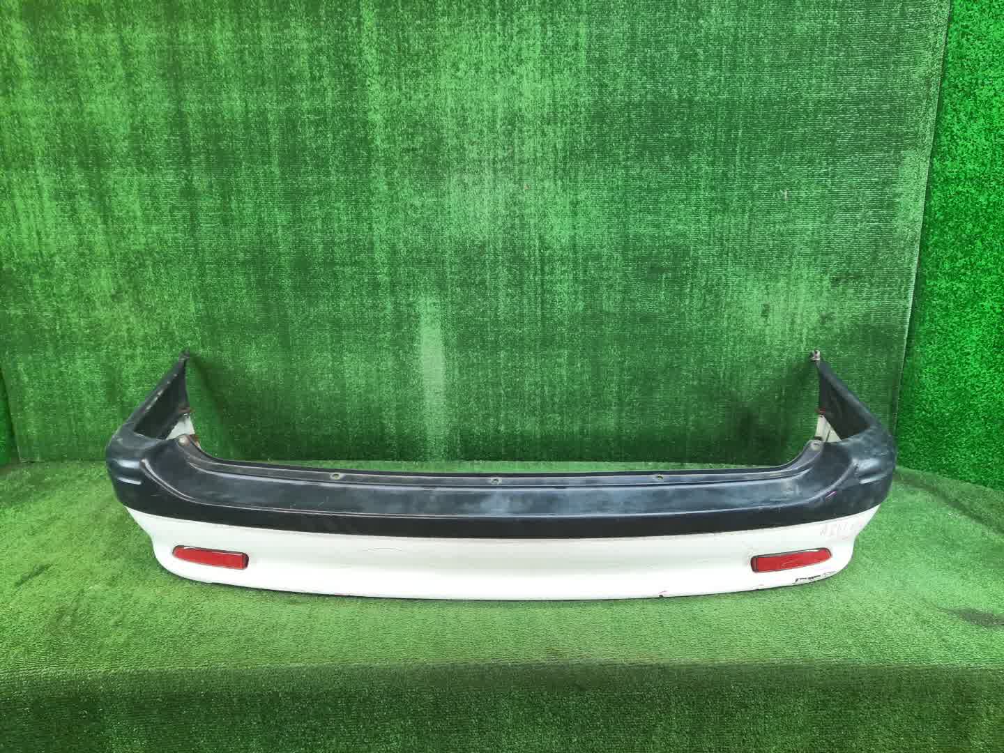 Бампер задний TOYOTA SPRINTER CARIB AE111G, AE114G, AE115G 6456 1 ракурс