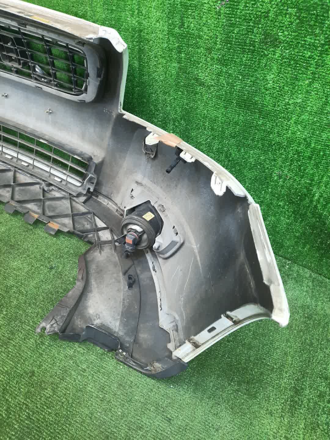 Бампер передний VOLVO V50 MW20, MW67, MW75, MW76, MW77, MW84, MJ68, MJ67, MW50, MW68, MW21, MW, MW38, MW43, MW66 6530 5 ракурс