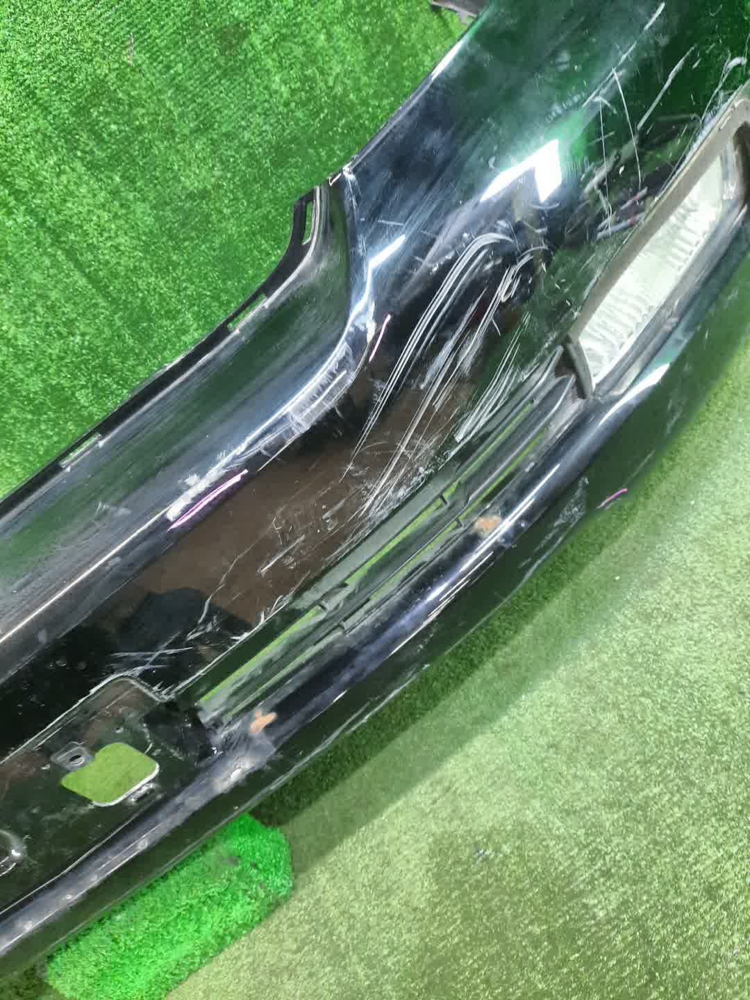 Бампер передний TOYOTA LAND CRUISER URJ202 52119-60A80 5 ракурс