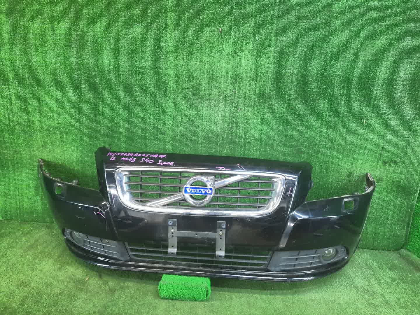 Бампер передний VOLVO S40 MS20, MS21, MS76, MS77, MS84, MS50, MS58, MH67, MS67, MS68, MH68, MS, MS75, MS43, MS38, MS66 30744904 1 ракурс