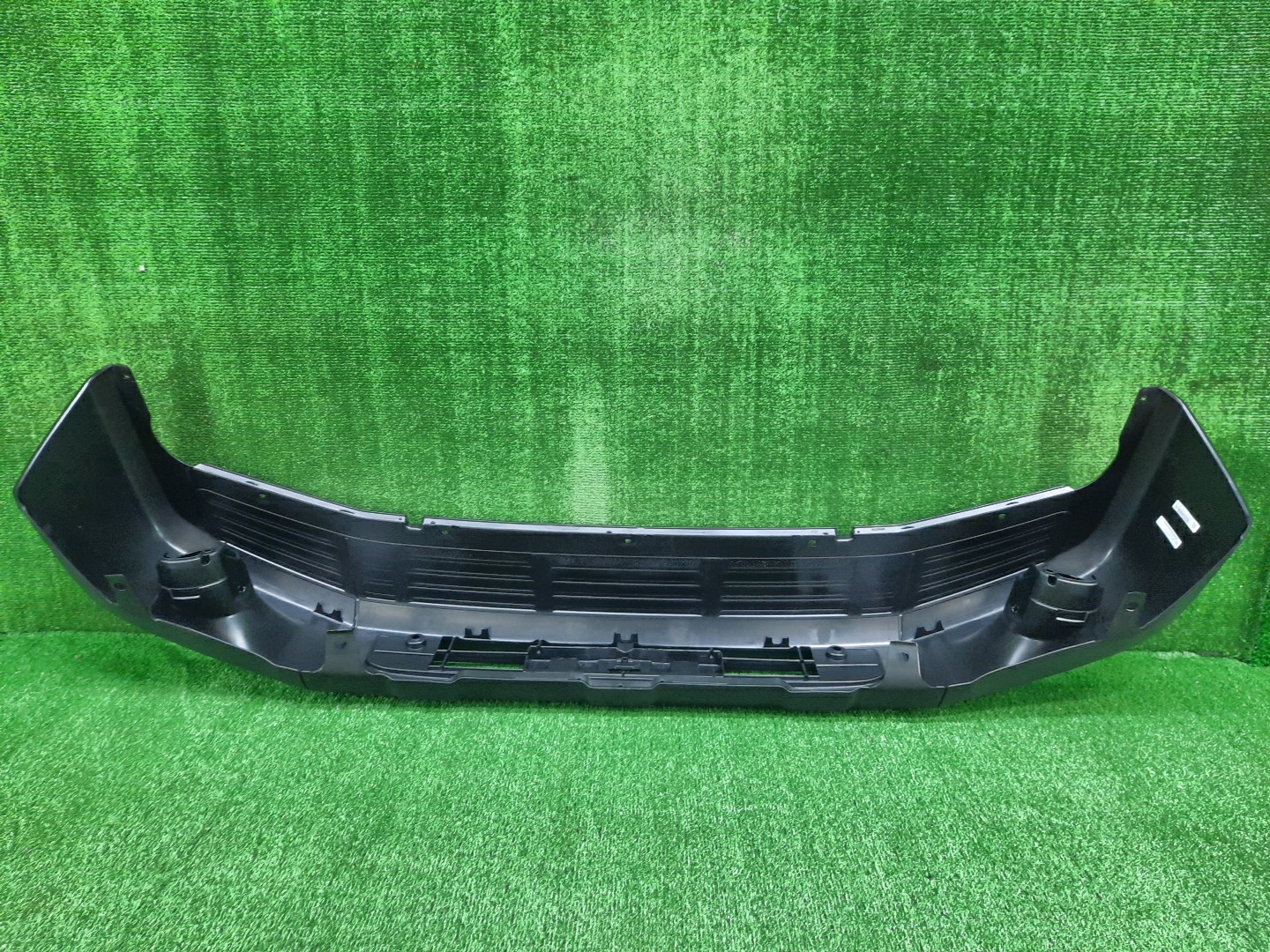 Бампер передний TOYOTA LAND CRUISER HZJ71 52119-60890 5 ракурс