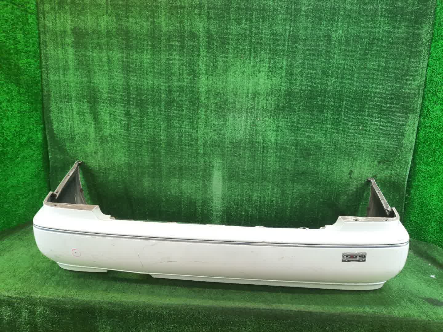 Бампер задний NISSAN CIMA Y33 6728 1 ракурс