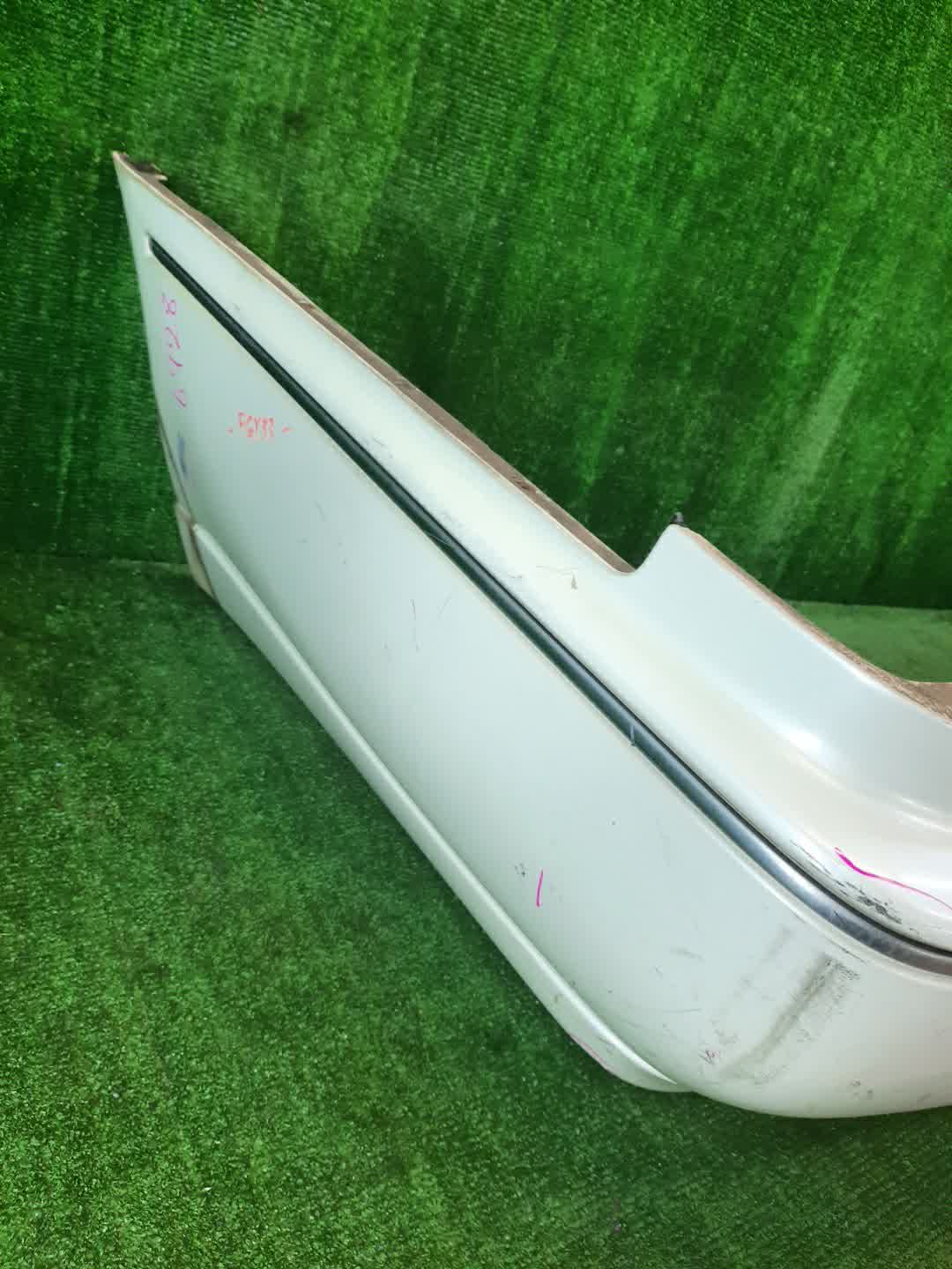 Бампер задний NISSAN CIMA Y33 6728 2 ракурс