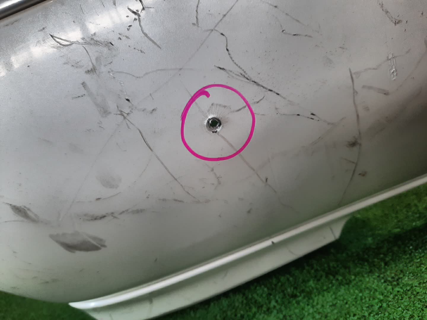 Бампер задний NISSAN CIMA Y33 6728 5 ракурс