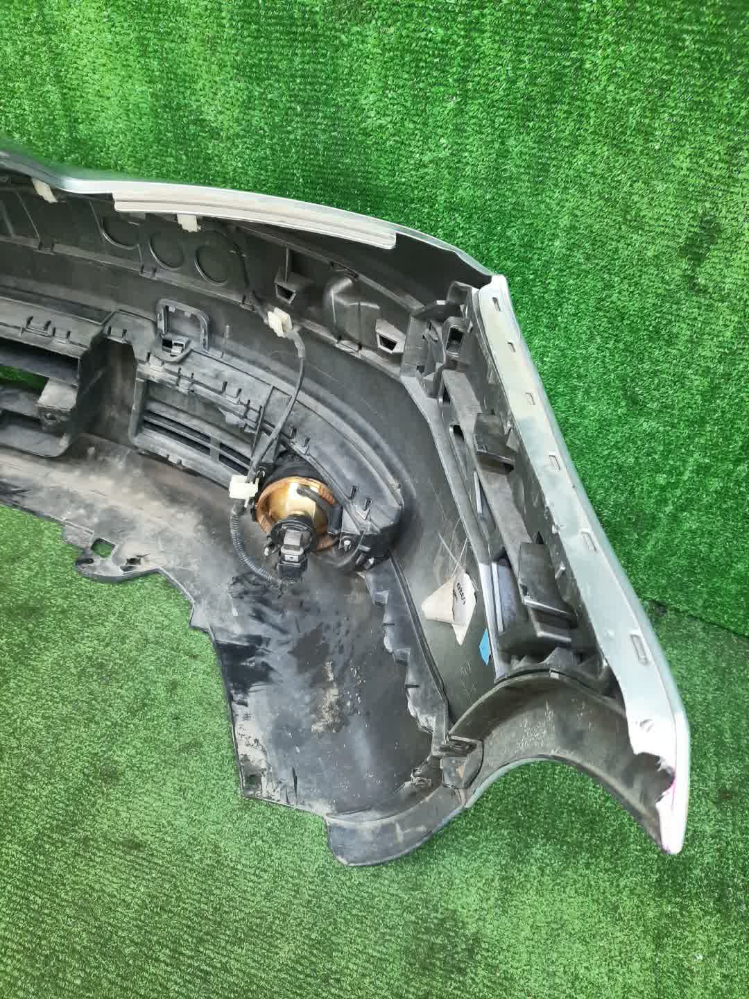 Бампер передний VOLKSWAGEN TOURAN 1T1 6753 5 ракурс