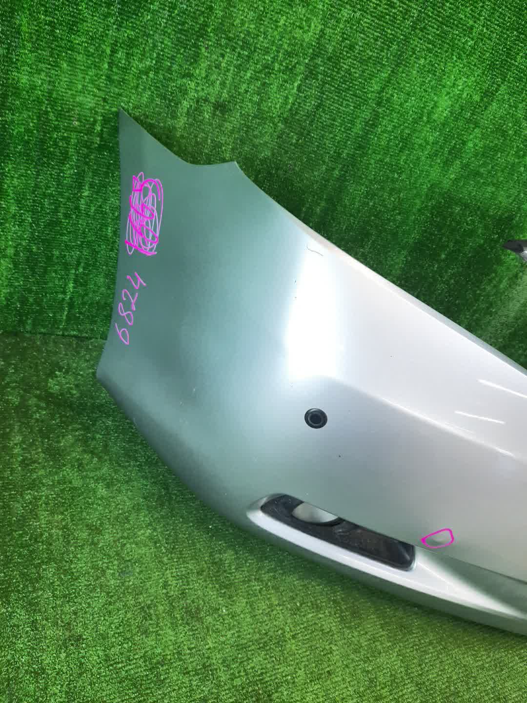 Бампер передний TOYOTA CAMRY, ALTIS AHV40, GSV40, ACV40, ACV45, ACV40N, ACV45N 6824 2 ракурс Бампер передний TOYOTA CAMRY, ALTIS AHV40, GSV40, ACV40, ACV45, ACV40N, ACV45N 6824 2 ракурс