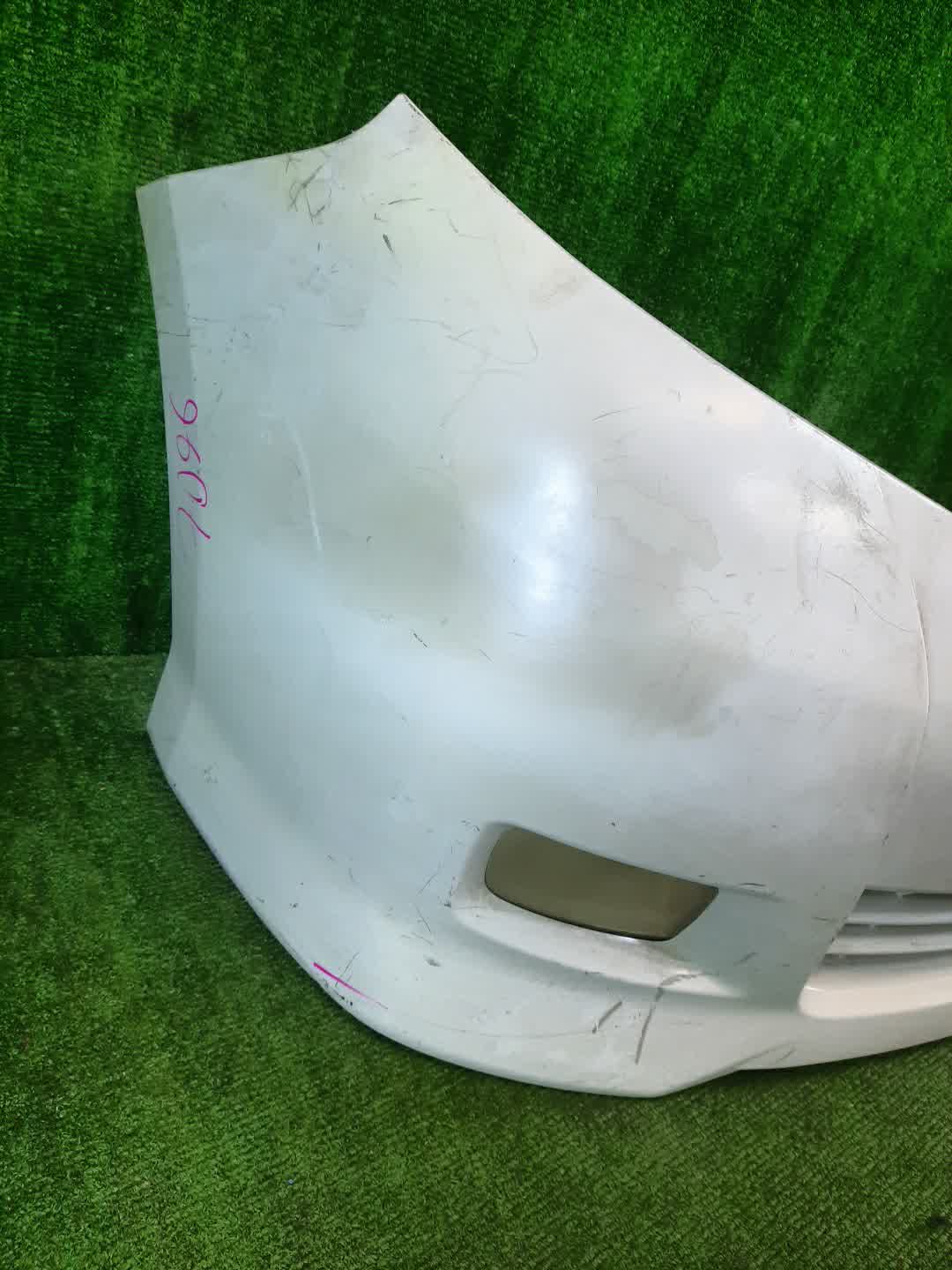 Бампер передний TOYOTA ISIS ZNM10, ZNM10W, ANM10, ANM10W, ANM15, ANM15W, ZGM10, ZGM10W, ZGM11, ZGM11W, ZGM15, ZGM15W, ANM10G, ZGM10G, ANM15G, ZNM10G, ZGM11G, ZGM15G 7096 2 ракурс Бампер передний TOYOTA ISIS ZNM10, ZNM10W, ANM10, ANM10W, ANM15, ANM15W, ZGM10, ZGM10W, ZGM11, ZGM11W, ZGM15, ZGM15W, ANM10G, ZGM10G, ANM15G, ZNM10G, ZGM11G, ZGM15G 7096 2 ракурс