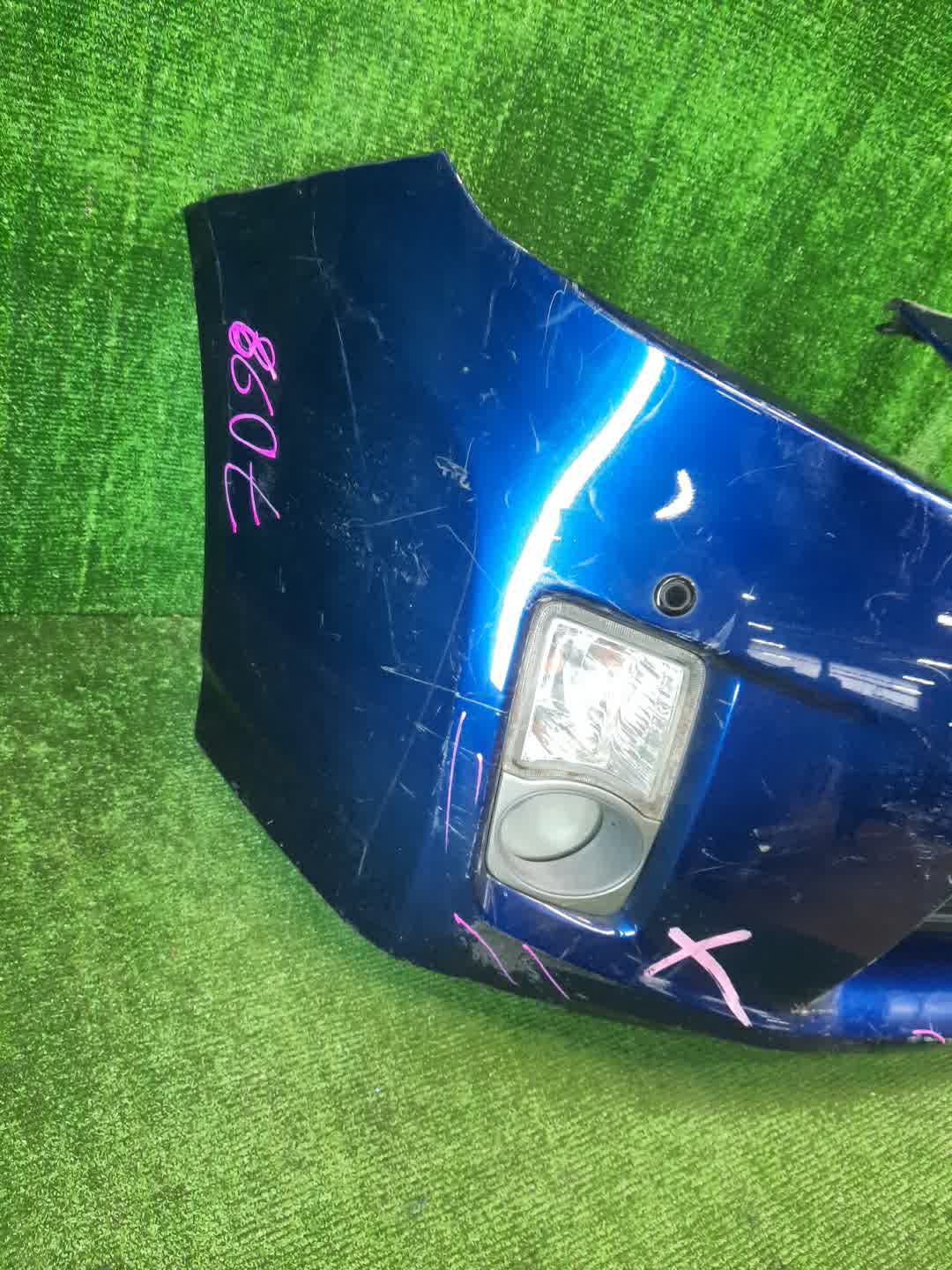 Бампер передний TOYOTA PRIUS ZVW30 7099 2 ракурс