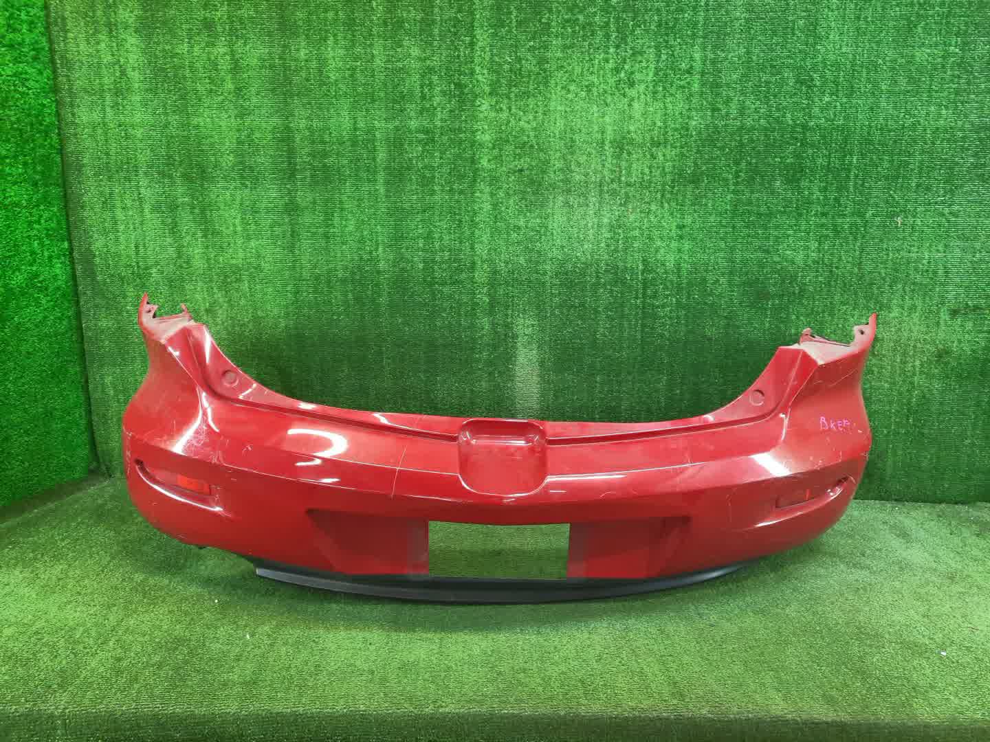Бампер задний MAZDA AXELA, MAZDA 3, 3 BK5P, BK3P, BKEP, BK WAGON 1 ракурс