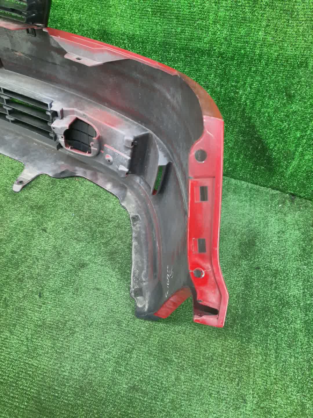 Бампер передний NISSAN WINGROAD Y11 7260 5 ракурс