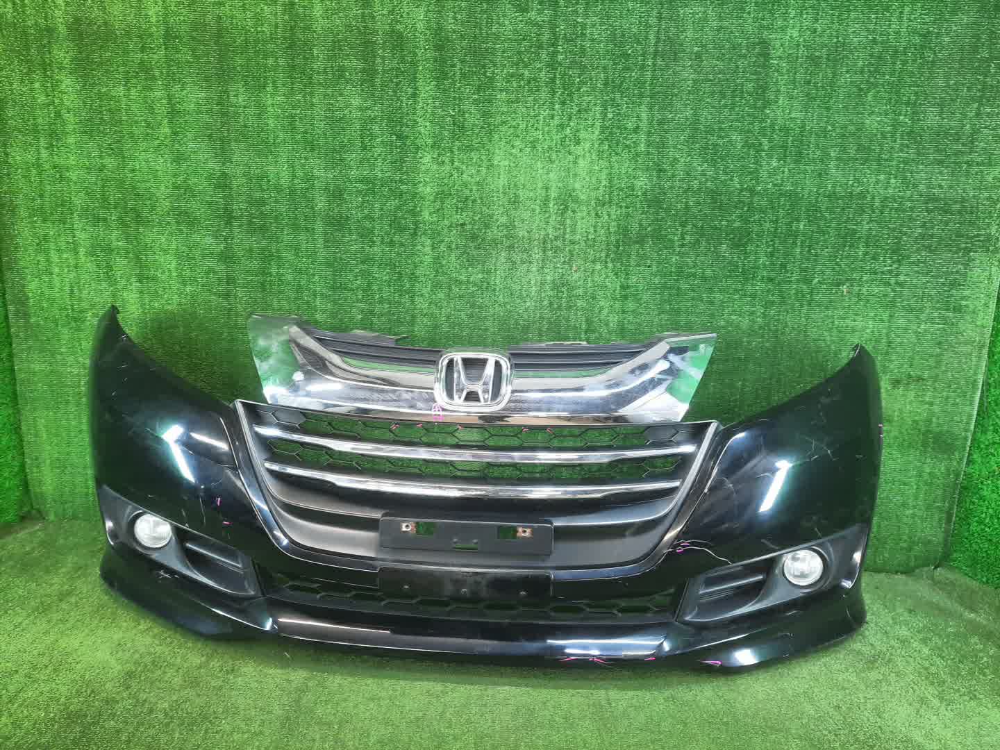 Бампер передний HONDA ODYSSEY RC1 7292 1 ракурс