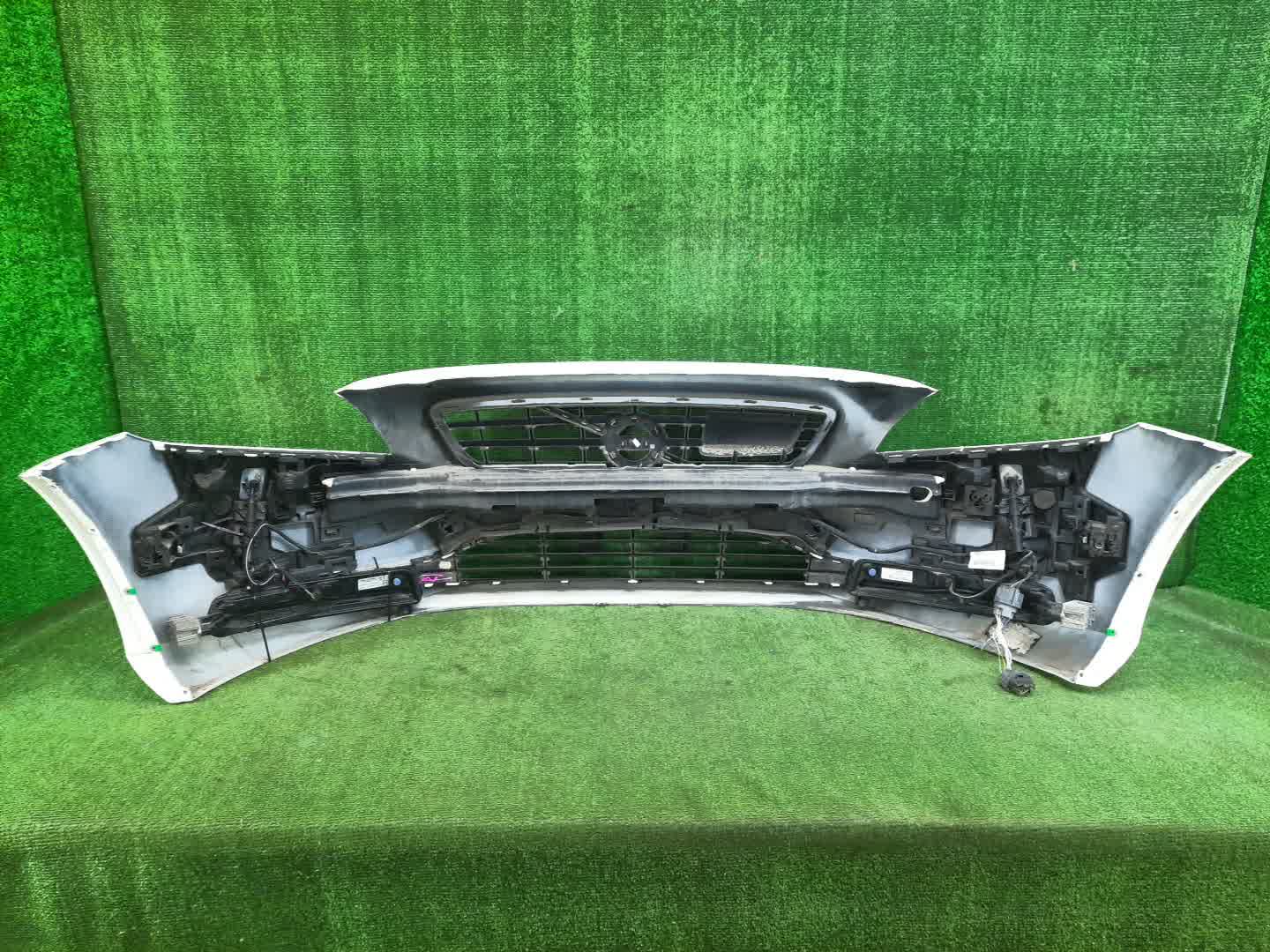 Бампер передний VOLVO V40 MZ63, MV, MV48 7485 5 ракурс