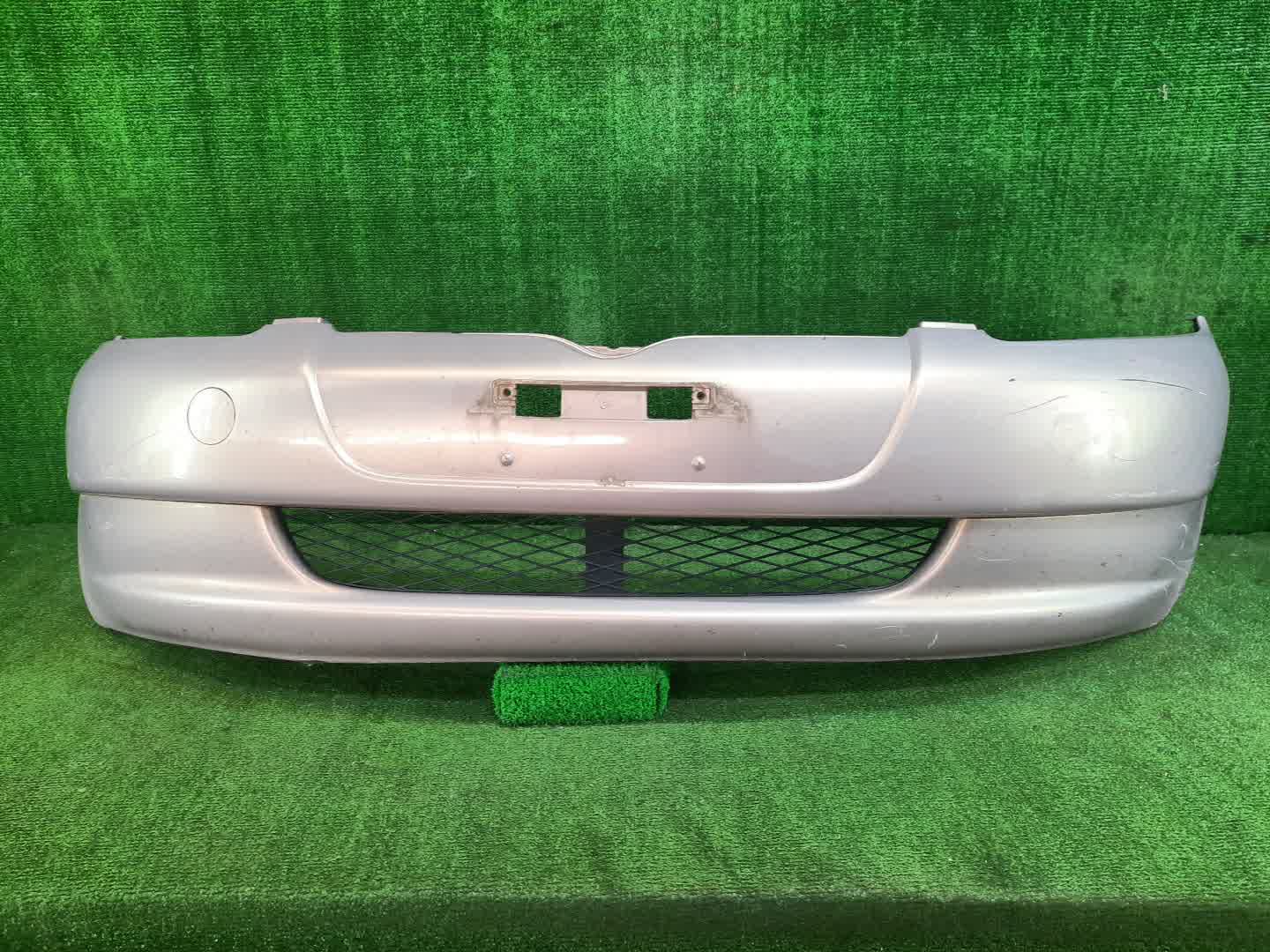 Бампер передний TOYOTA VITZ, YARIS SCP10, NCP10, SCP13, NCP15, NCP11, NCP13 7508 1 ракурс