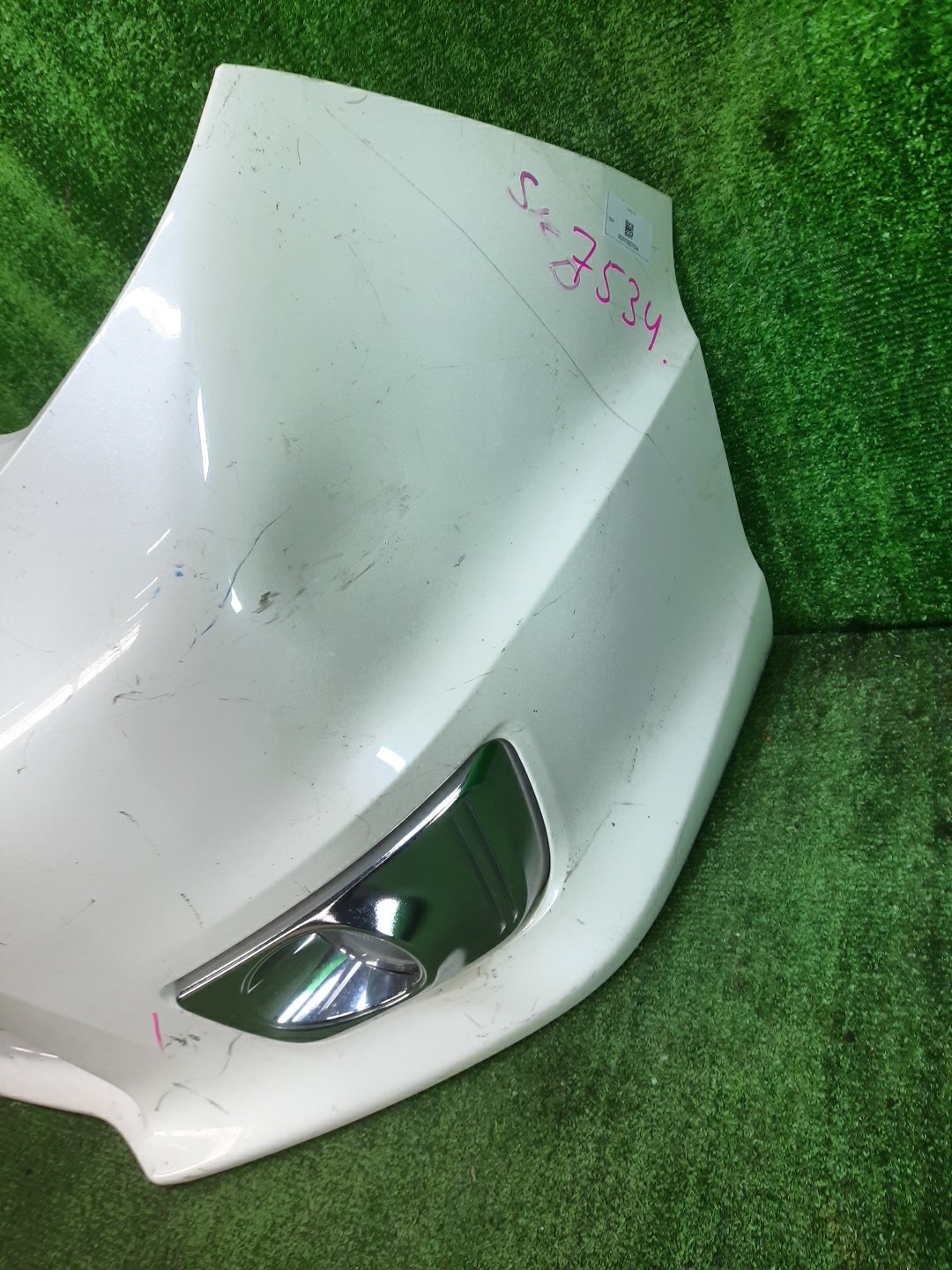 Бампер передний NISSAN SERENA C26 7534 4 ракурс
